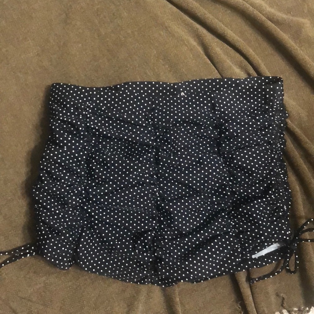 NWT Unique Vintage bikini bottom with skirt, L